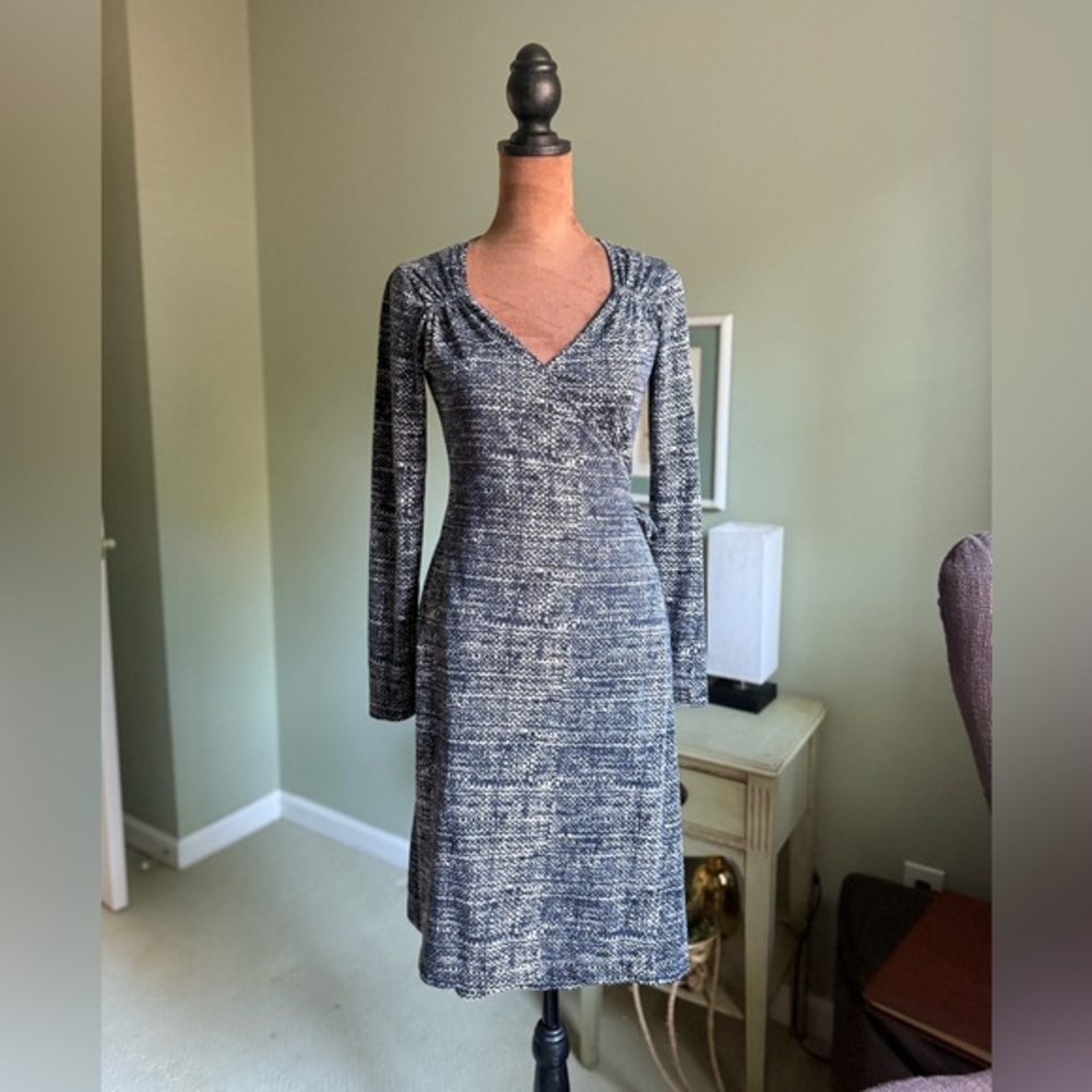Banana Republic Navy and White Patterned Wrap Dress